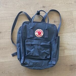 Fjällräven Kånken Gray Backpack